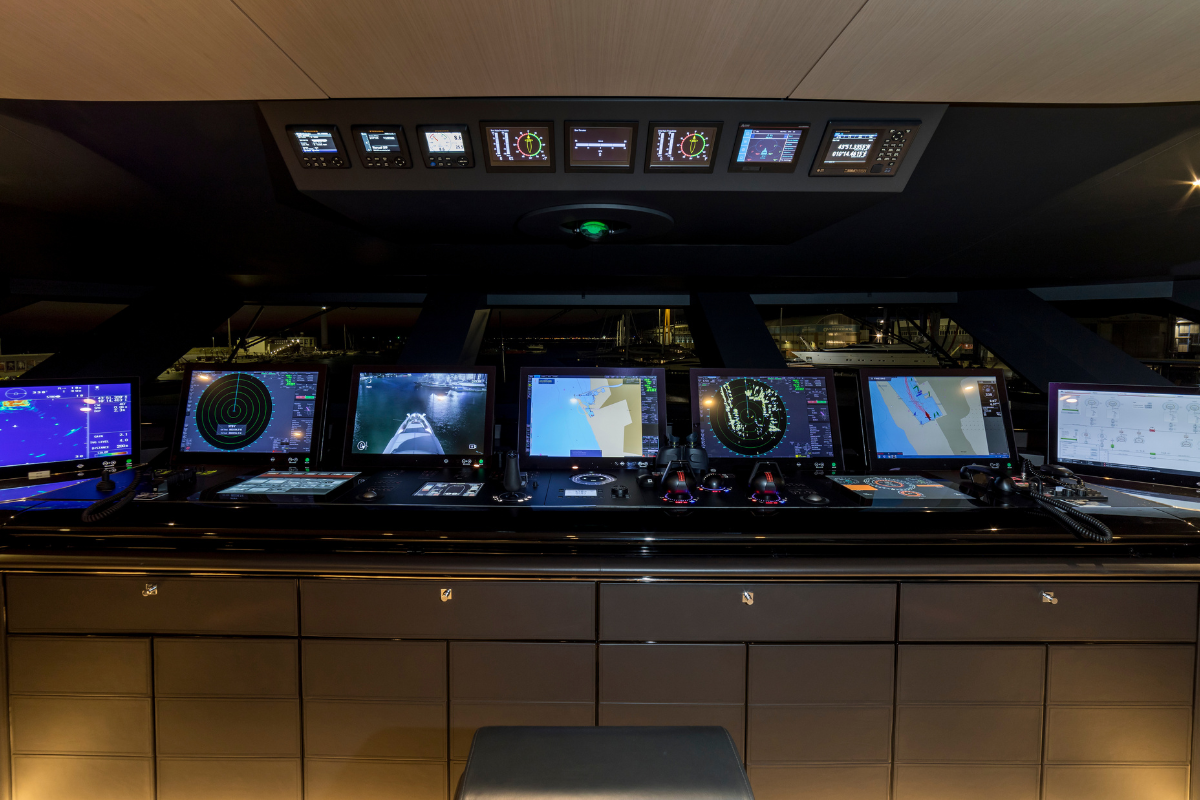 Furuno Voyager Bridge
